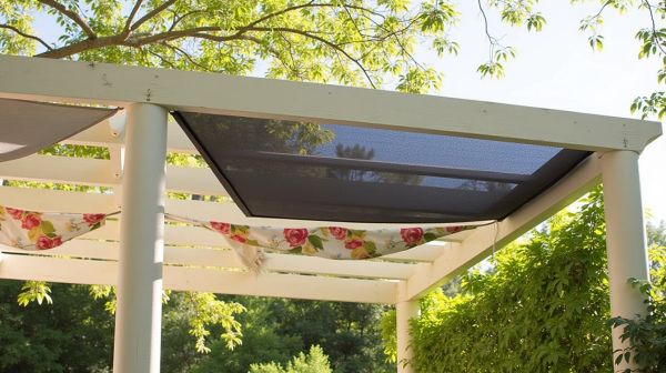Toile de pergola : choisissez un tissu adapté à vos besoins